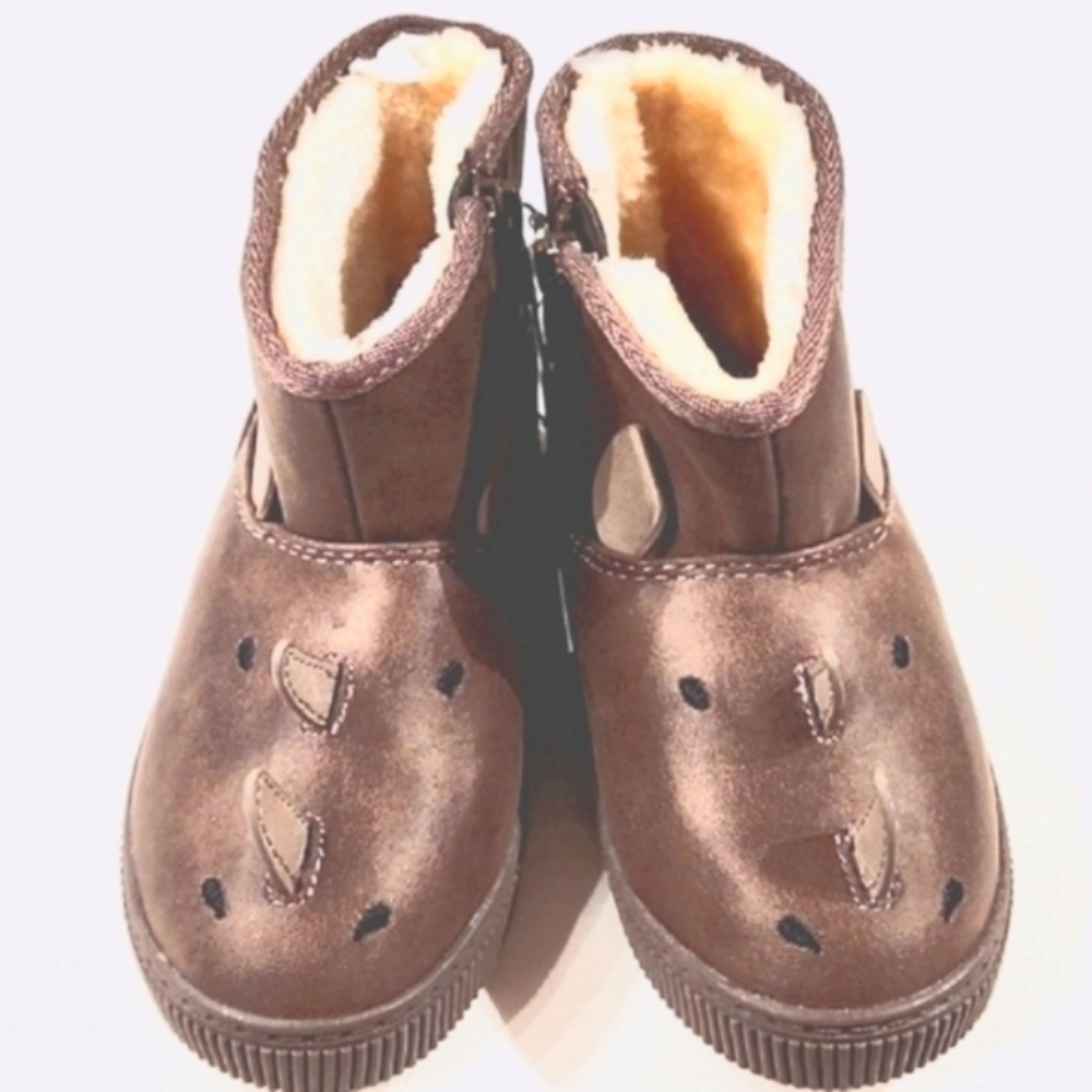 COPY - BOYS NEW CAT & JACK RHINO TAUPE COLOR BOOTS. FAUX FUR LINNING. EMBROIDER…